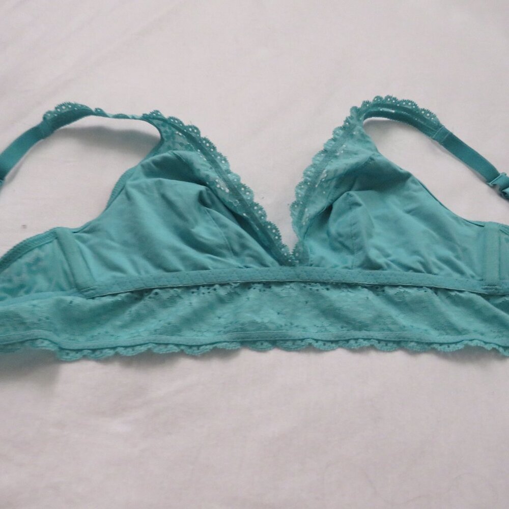 Wacoal Halo Lace Wireless Bralette 34 USED - Picture 4 of 7